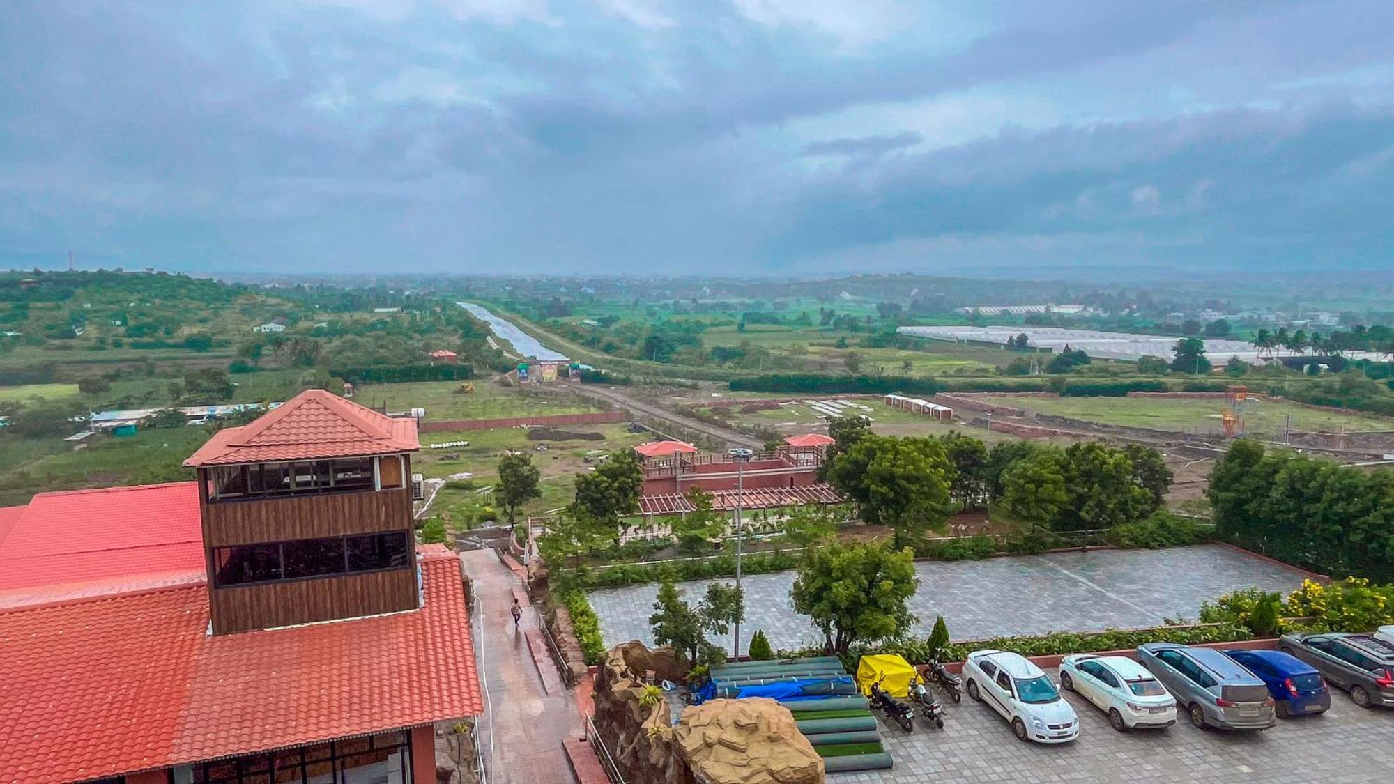Regenta Bharti Amusement & Adventure Resort Pune, Urulikanchan Uruli Kānchān Exterior foto